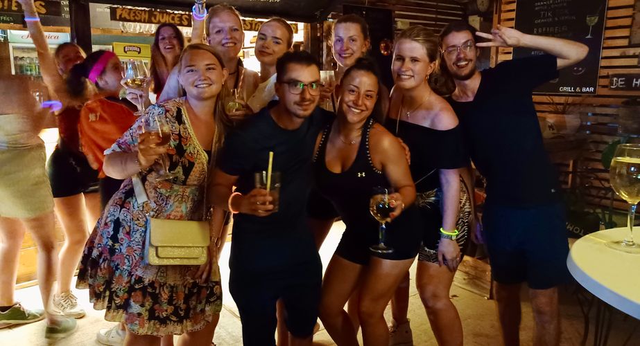 Uitgaan Split Uitgaan Split